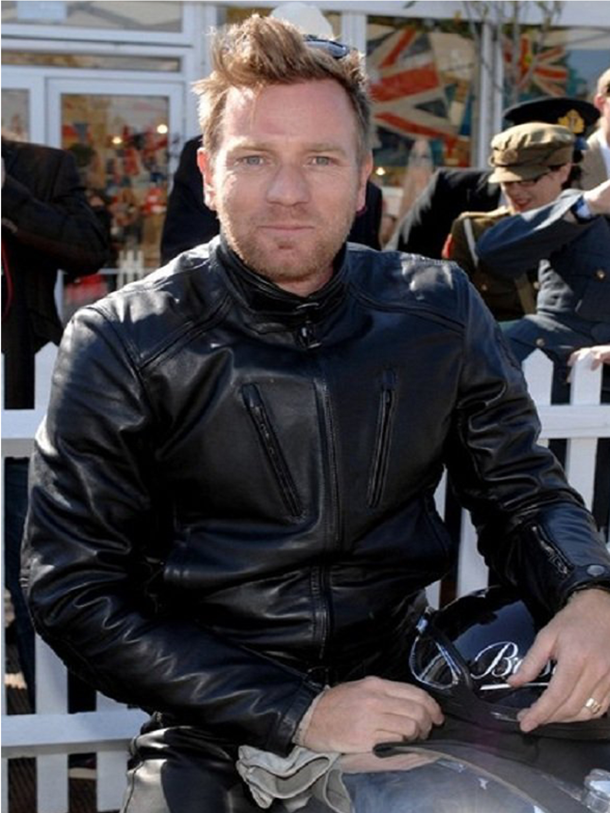 Ewan mcgregor sale leather jacket