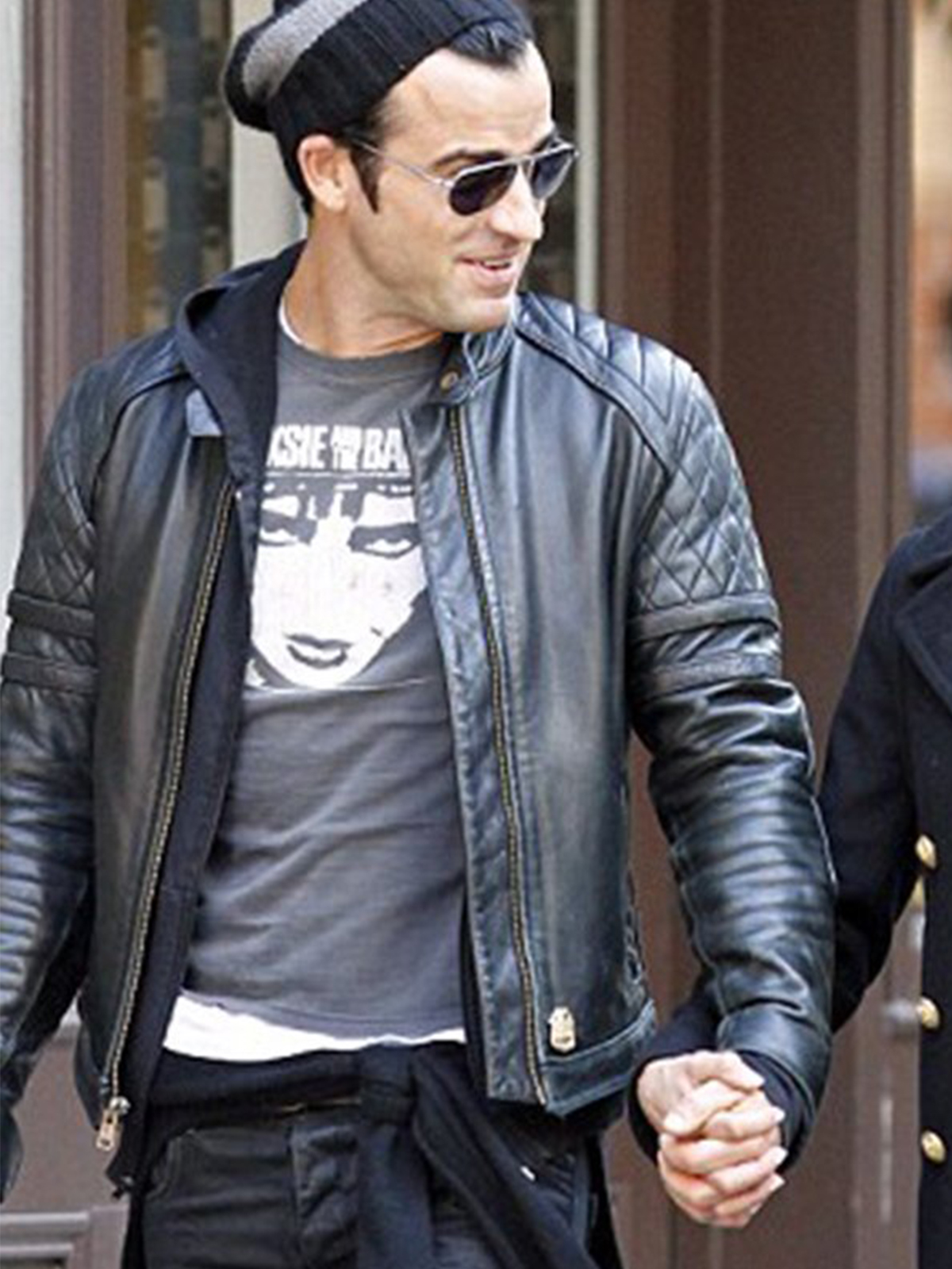 Justin Theroux  Leather jacket men style, Leather jacket, Mens outfits