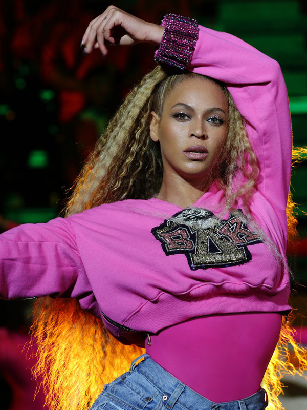 Beyonce coachella hot sale pink hoodie