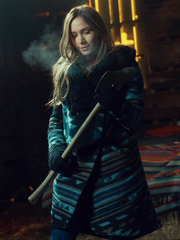 Wynonna Earp S04 Dominique Provost-Chalkley Coat